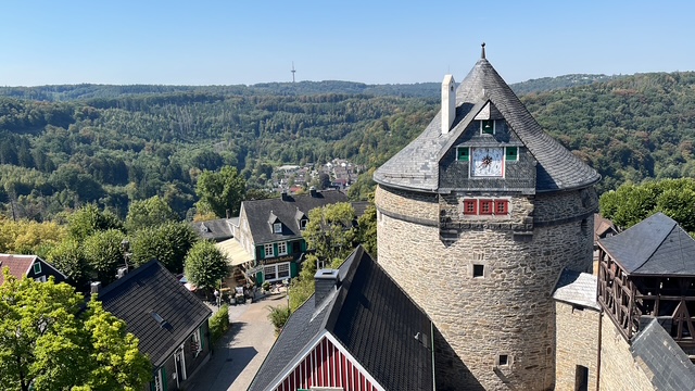 Exkursion nach Schloss Burg an der Wupper am 14. August 2026
